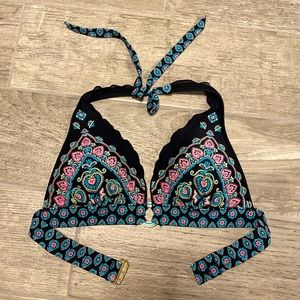 Victoria’s Secret bikini top